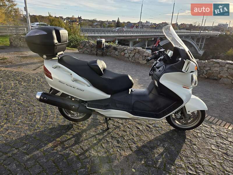 Максі-скутер Suzuki SkyWave 650 2012 в Білій Церкві