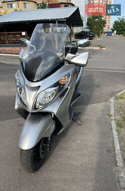 Грузовые мотороллеры, мотоциклы, скутеры, мопеды Suzuki Skywave Type S400 2007 в 