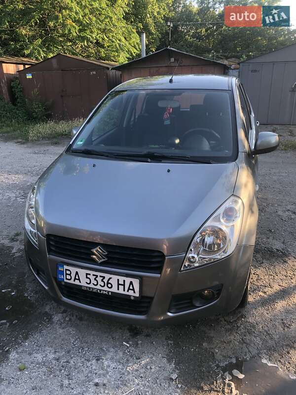 Suzuki Splash 2010