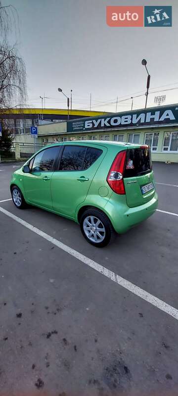 Хэтчбек Suzuki Splash 2010 в Черновцах