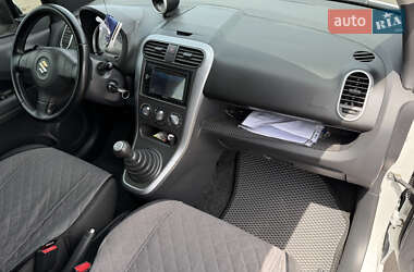 Хетчбек Suzuki Splash 2008 в 