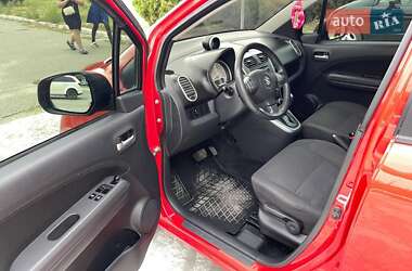 Хэтчбек Suzuki Splash 2012 в 