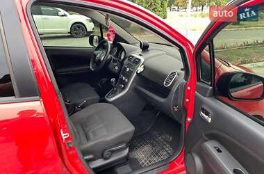 Хэтчбек Suzuki Splash 2012 в 