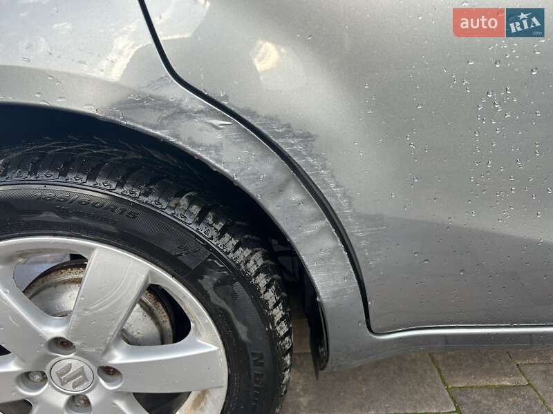 Хэтчбек Suzuki Splash 2009 в Львове фото 5 Хэтчбек Suzuki Splash 2009 в Львове