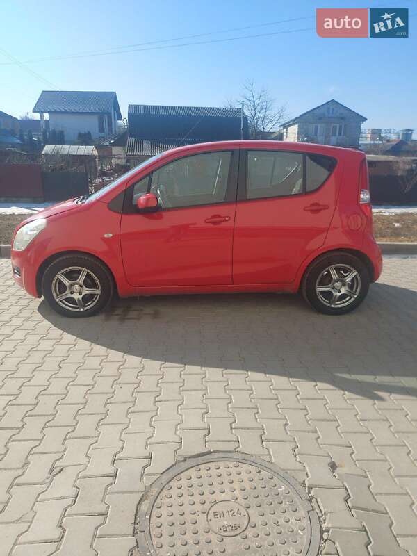Хэтчбек Suzuki Splash 2008 в 