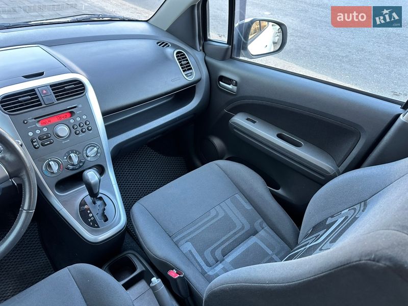 Хэтчбек Suzuki Splash 2011 в Киеве