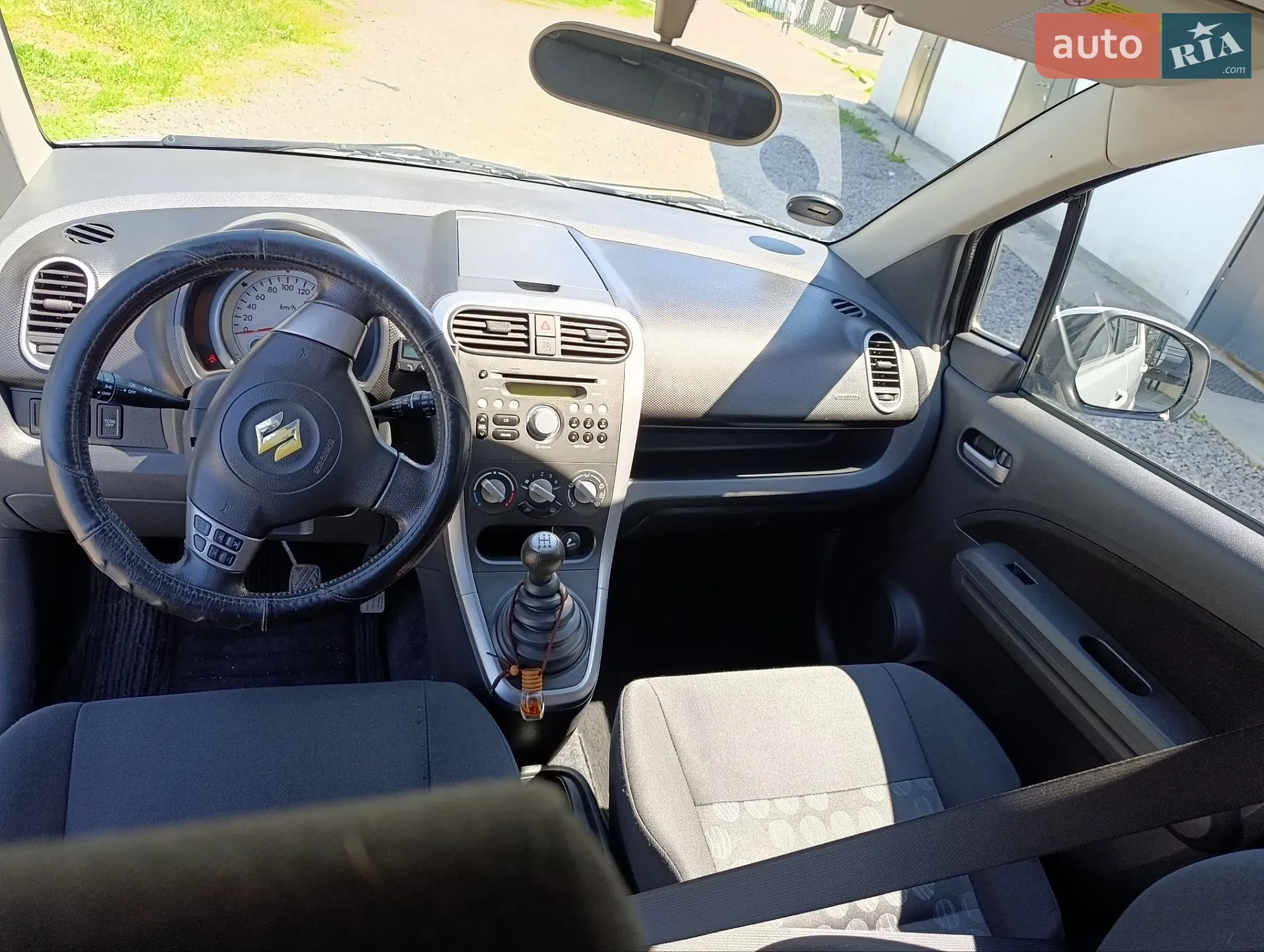 2010 Suzuki Splash - мініатюра 2