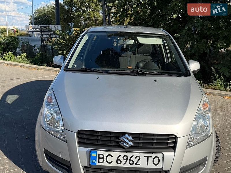 Хэтчбек Suzuki Splash 2011 в Львове
