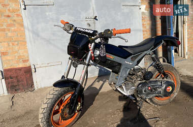 Мопеды Suzuki Street Magic 50 2010 в 