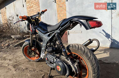 Мопеды Suzuki Street Magic 50 2010 в 