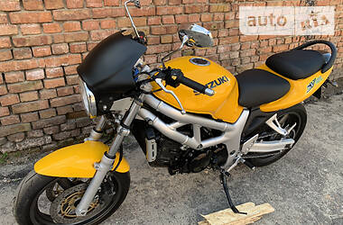 Мотоцикл Без обтекателей (Naked bike) Suzuki SV 650 2000 в 