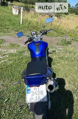 Мотоцикл Без обтекателей (Naked bike) Suzuki SV 650 2003 в 