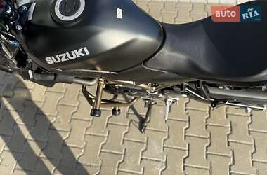 Мотоцикл Без обтекателей (Naked bike) Suzuki SV 650 2024 в 