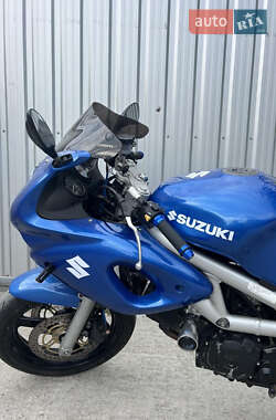 Спортбайк Suzuki SV 650 2001 в Черкассах