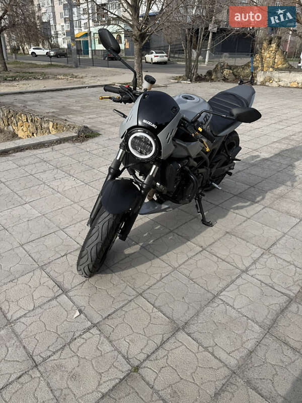 Мотоцикл Без обтекателей (Naked bike) Suzuki SV 650 2018 в 