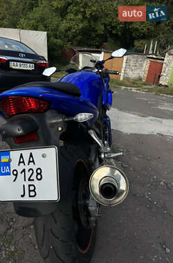 Мотоцикл Спорт-туризм Suzuki SV 650 2005 в 