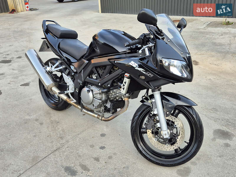 Мотоцикл Спорт-туризм Suzuki SV 650 2005 в Славуті