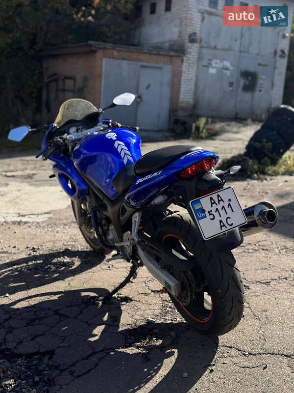 Мотоцикл Спорт-туризм Suzuki SV 650 2005 в Киеве фото 3 Мотоцикл Спорт-туризм Suzuki SV 650 2005 в Киеве