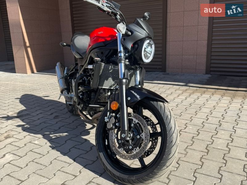 Мотоцикл Без обтекателей (Naked bike) Suzuki SV 650 2017 в Хмельницком