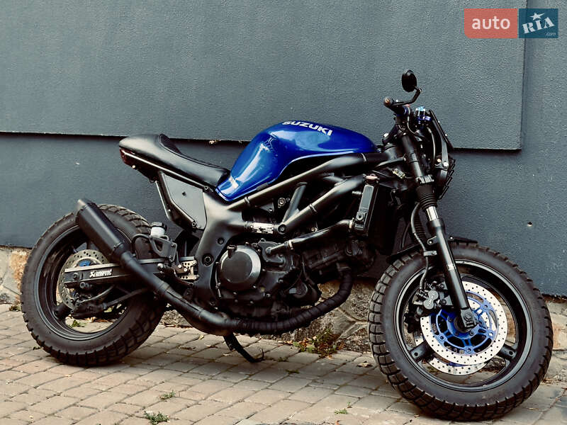 Кафе рейсер Suzuki SV 650S 2002 в Умані