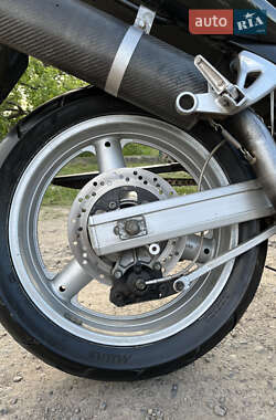 Мотоцикл Спорт-туризм Suzuki SV 650S 1999 в 