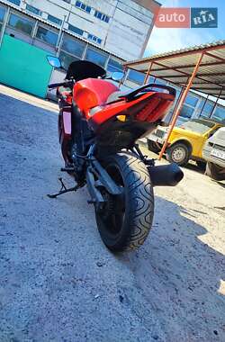 Спортбайк Suzuki SV 650S 2006 в  фото 6 Спортбайк Suzuki SV 650S 2006 в