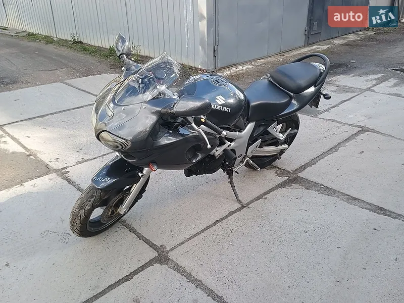 Suzuki SV 650S 2000