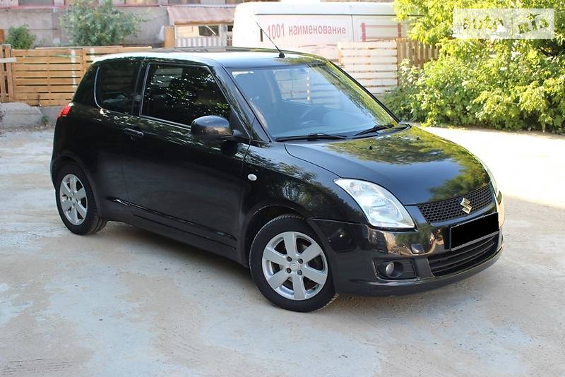 Хэтчбек Suzuki Swift 2008 в Киеве