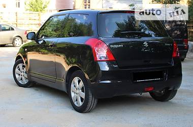 Хэтчбек Suzuki Swift 2008 в 