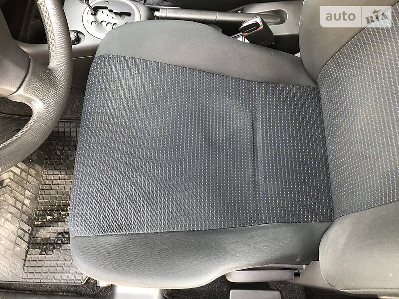 Хетчбек Suzuki Swift 2008 в Дніпрі