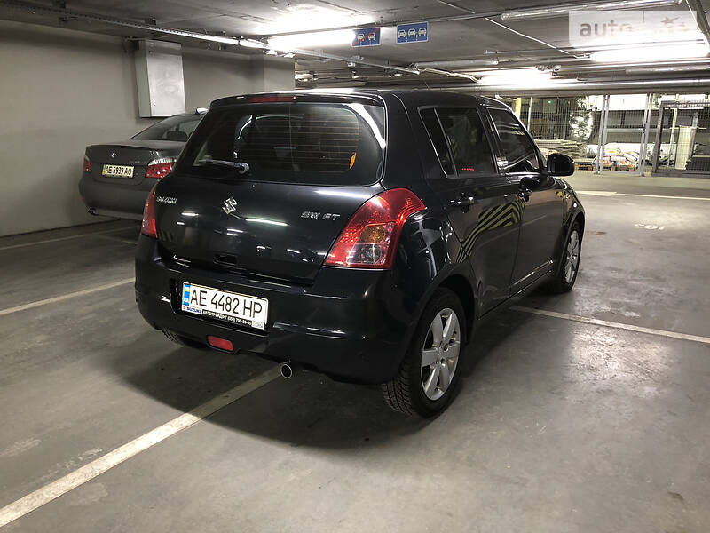 Хетчбек Suzuki Swift 2008 в Дніпрі