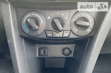 Хетчбек Suzuki Swift 2011 в 