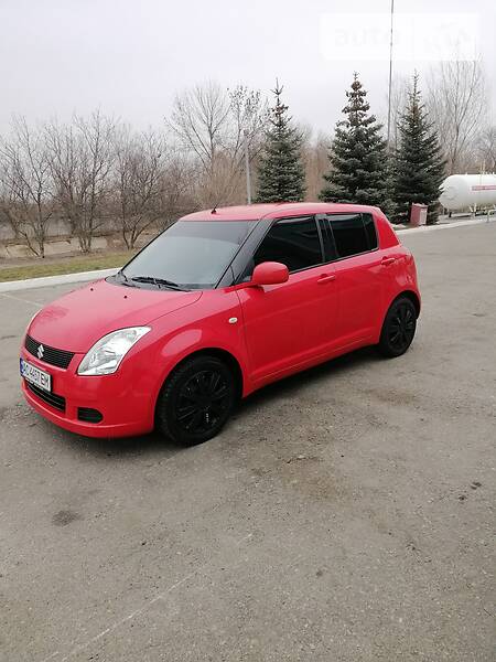 Хэтчбек Suzuki Swift 2007 в Павлограде