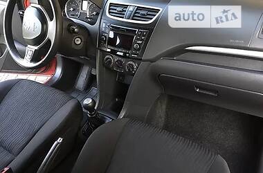 Хетчбек Suzuki Swift 2011 в 