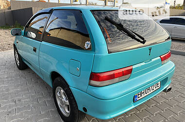 Хэтчбек Suzuki Swift 1998 в 