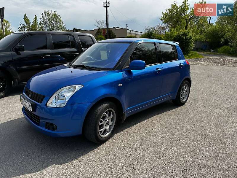 Хетчбек Suzuki Swift 2007 в Львові