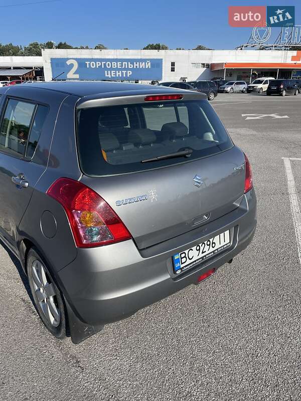 Хетчбек Suzuki Swift 2008 в Ужгороді