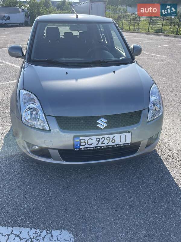 Хетчбек Suzuki Swift 2008 в Ужгороді