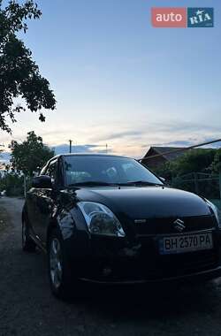 Хэтчбек Suzuki Swift 2007 в Подольске