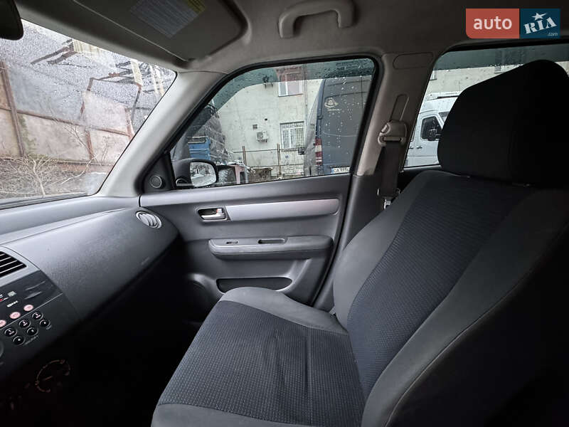 Хетчбек Suzuki Swift 2008 в Києві