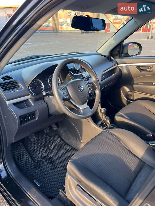 Хэтчбек Suzuki Swift 2013 в Житомире