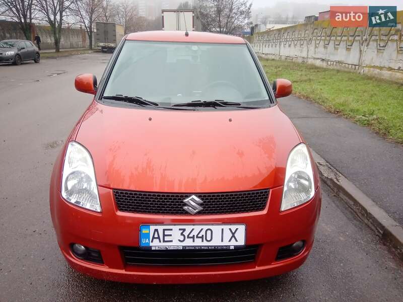Хетчбек Suzuki Swift 2007 в Дніпрі