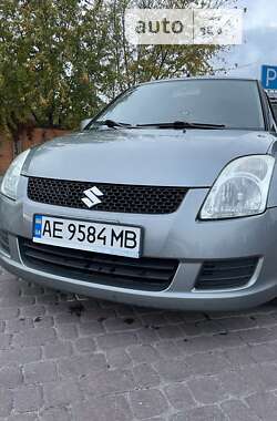 Хэтчбек Suzuki Swift 2008 в Павлограде