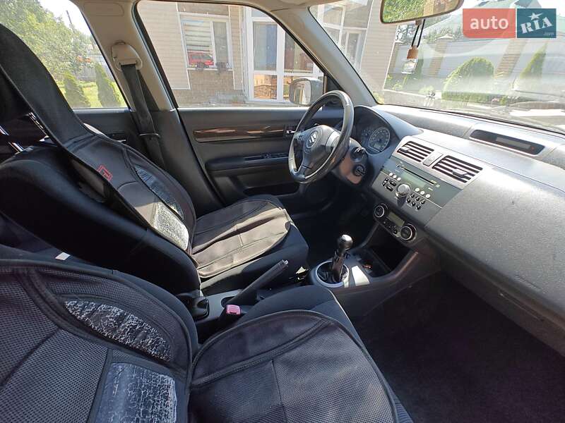 Хетчбек Suzuki Swift 2007 в Кременчуці