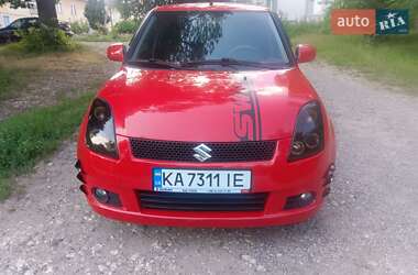 Хэтчбек Suzuki Swift 2006 в 