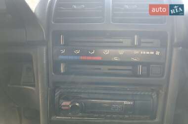 Седан Suzuki Swift 1994 в Одесі