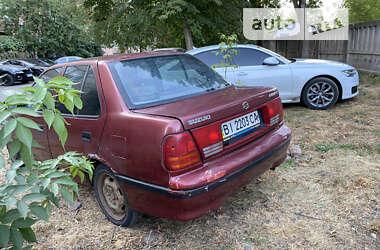 Седан Suzuki Swift 1993 в 