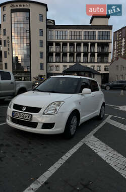 Хетчбек Suzuki Swift 2009 в Тернополі