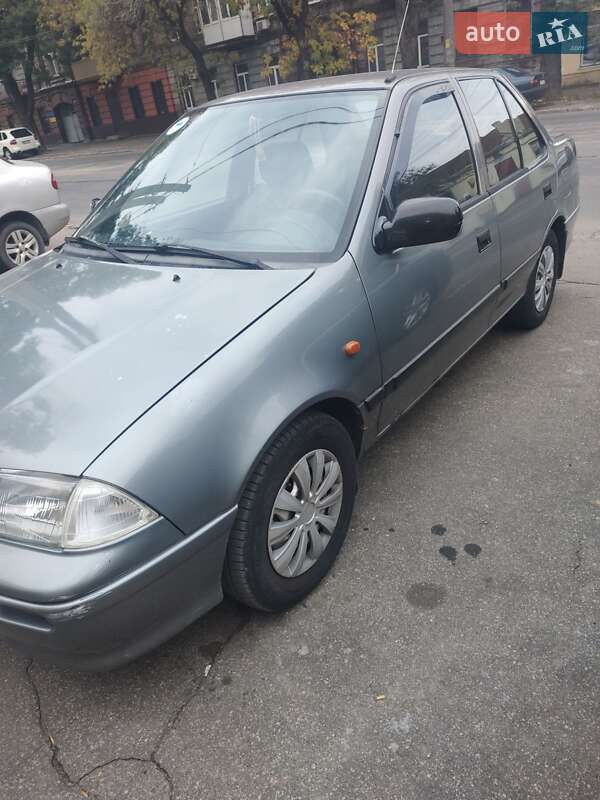 Седан Suzuki Swift 1994 в Одессе