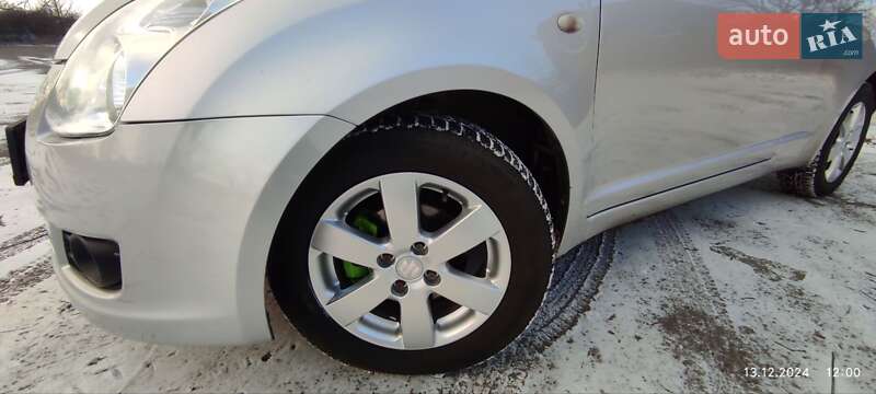 Хетчбек Suzuki Swift 2008 в Хоролі